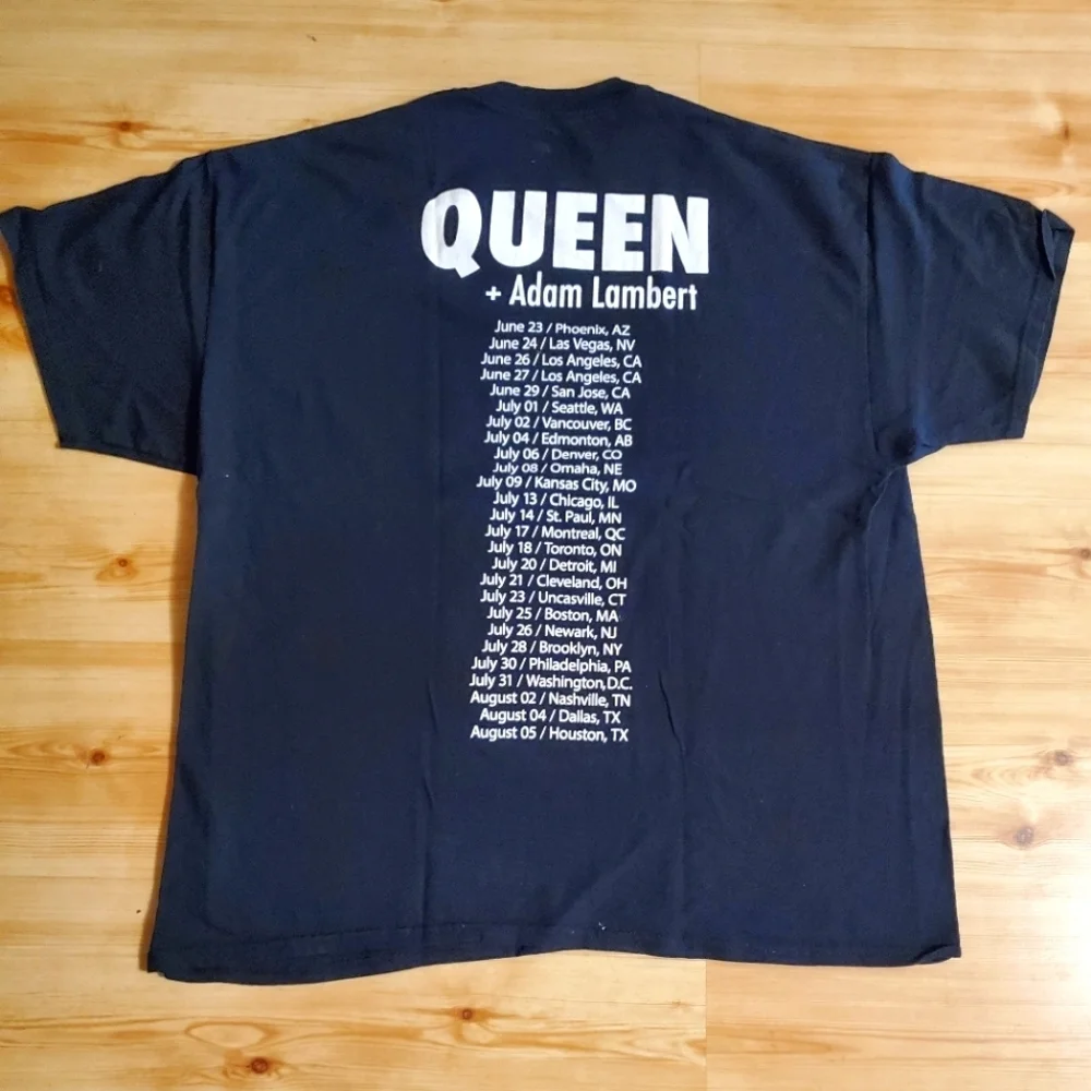 Queen Men's Short-sleeved T-shirt NWOT - Picture 5 of 6